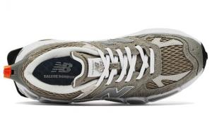 Для бега New Balance 574 Yurt Salehe Bembury Shark Skin MS574YSC