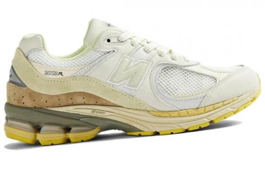 Для бега New Balance 2002R Auralee White M2002RA1