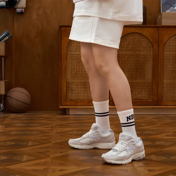 Для бега New Balance 2002R White Ivory M2002RAA