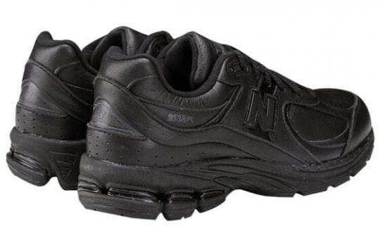 Для бега New Balance 2002R Black ML2002RK