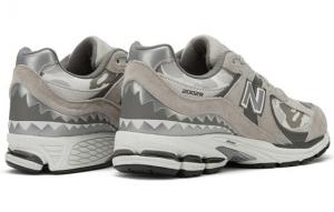 Для бега New Balance 2002R BAPE Grey M2002RBG