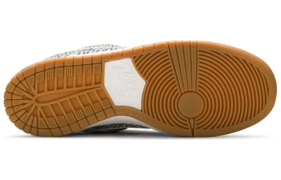 Nike Dunk Anti-Slip Wear-Resistant Low-Top Skateboard Shoes Unisex Beige Green HV5980-231 (Team676-冰铃)