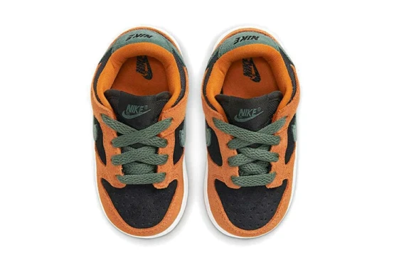 Nike Dunk Low Retro Anti Slip Wear Resistant Low Top Skateboard Shoes Unisex Red White Gold HF5441-104(Team80-男女结缡之喜S-BOX)