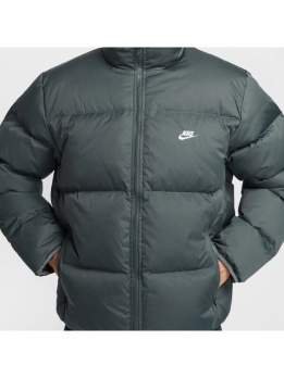 Куртка утепленная мужская для повседневной носки Nike ClubTherma FIT