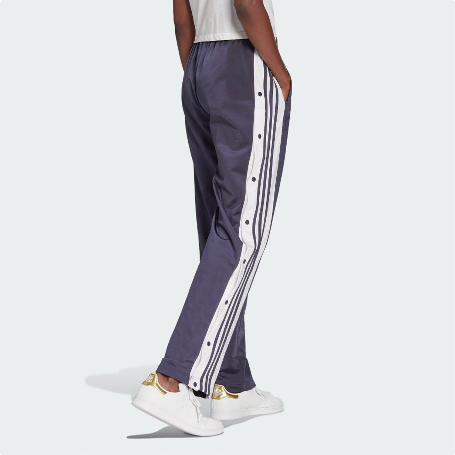 Брюки adidas originals (HE9472)