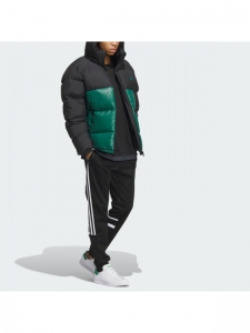 Пуховик мужской утепленный для города adidas Originals GP6583