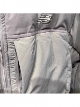 Куртка пуховая unisex повседневная New Balance 6932598562704