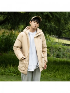 Пуховик унисекс повседневный New Balance 6936798780555