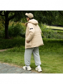 Пуховик унисекс повседневный New Balance 6936798780555