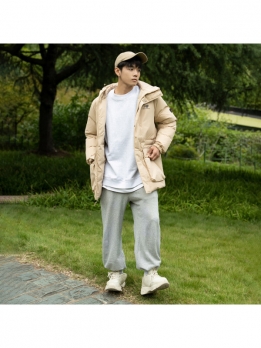 Пуховик унисекс повседневный New Balance 6936798780555