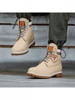 Timberland 6 Inch Heritage Cupsole Boots 'Beige Nubuck With Black'A2M5BW
