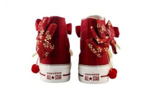 Кеды Converse Chuck Taylor All Star Canvas Shoes Women's High-Top Red/Gold A09106C