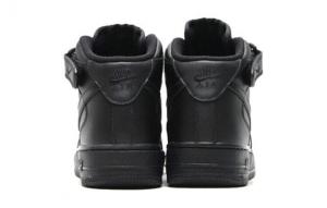 Кроссовки Nike Air Force 1 Mid '07 "2021 Release Triple Black" Sneakers 366731-001