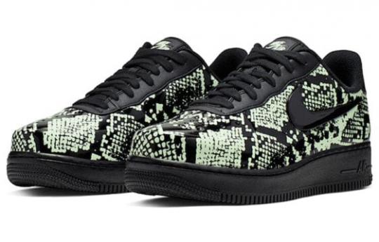 Кроссовки Nike Air Force 1 Foamposite Pro Cup Snakeskin AJ3664-300