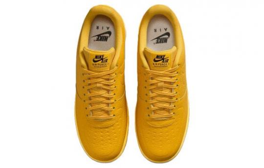 Кроссовки Nike Air Force 1 '07 Pro-Tech University Gold FB8875-700