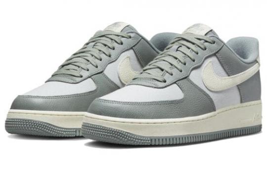 Кроссовки Nike Air Force 1 Low '07 Lx Mica Green Coconut Milk DV7186-300