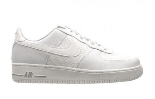 Кроссовки Nike Air Force 1 Low '07 LV8 Summit White 718152-105