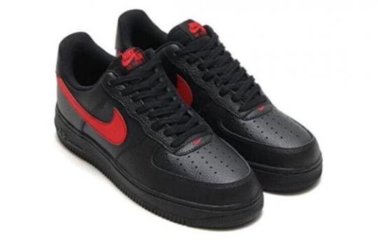 Кроссовки Nike Air Force 1 Low Black University Red AA4083-011